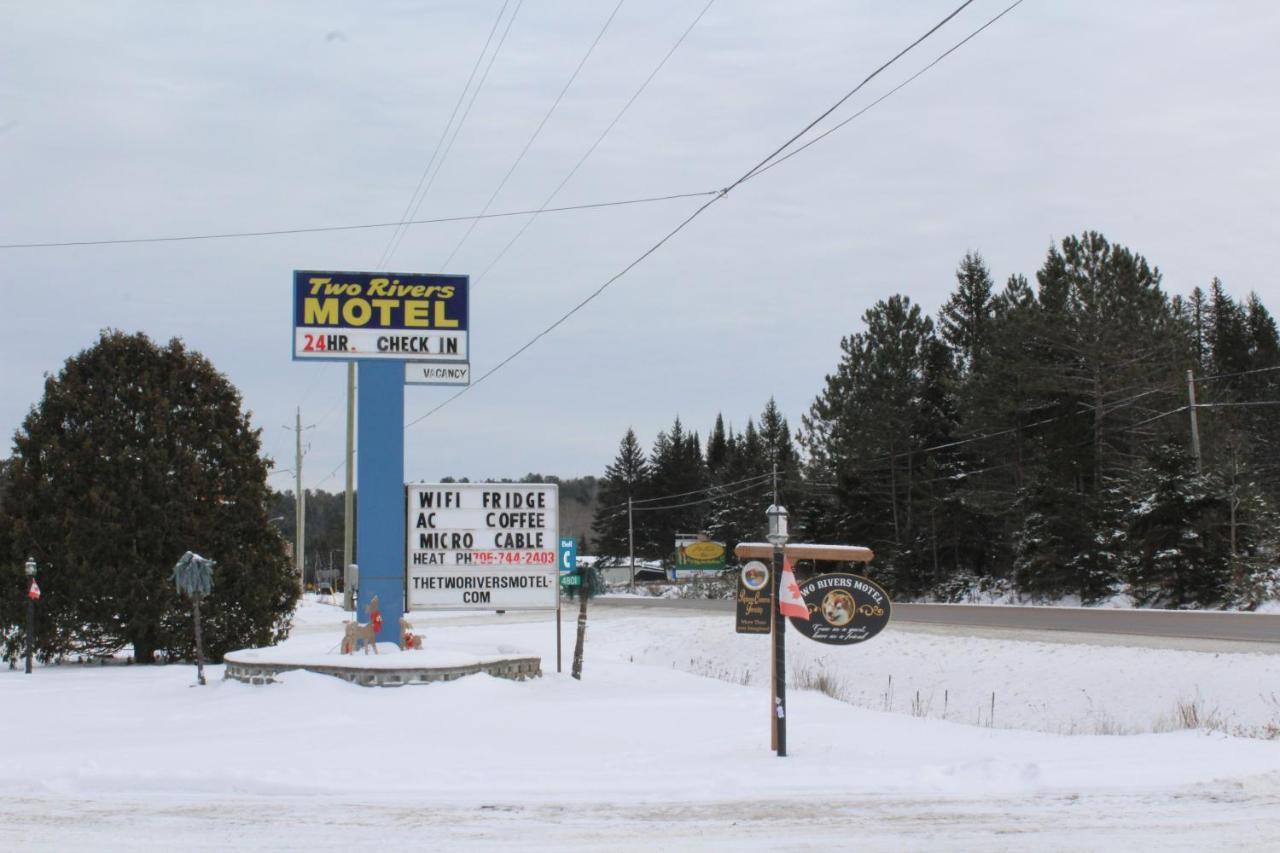 Two Rivers Motel Mattawa Exterior photo
